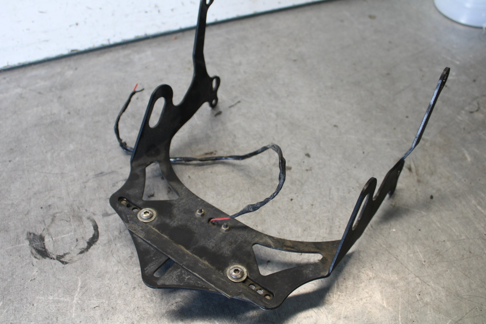 03-04 HONDA CBR600RR R&G FENDER ELIMINATOR LICENSE PLATE BRACKET BB661