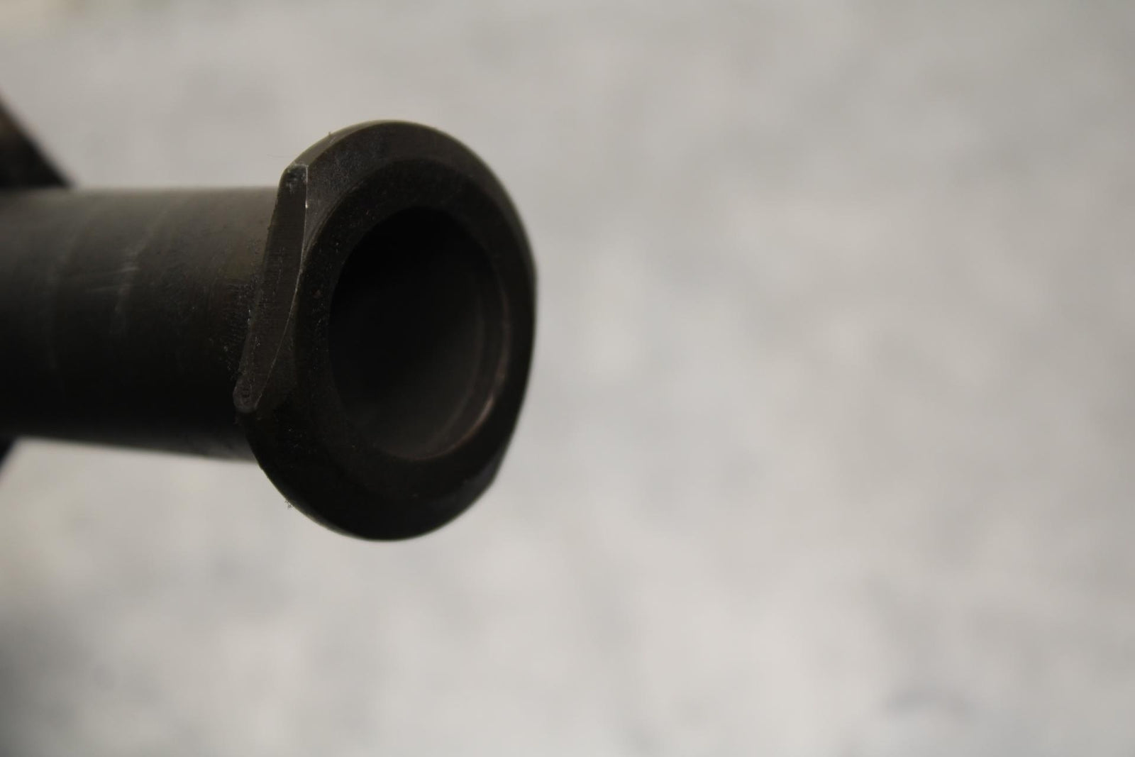 2001 Yamaha YZF R6 REAR AXLE BACK WHEEL RIM PIVOT BOLT AXEL 4XV-25381-00-00
