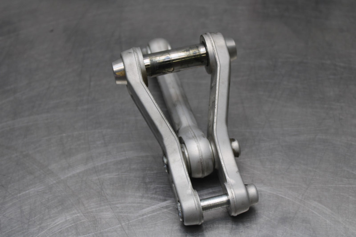 16 DUCATI 959 PANIGALE REAR DOGBONE SHOCK LINKAGE LINK BB912