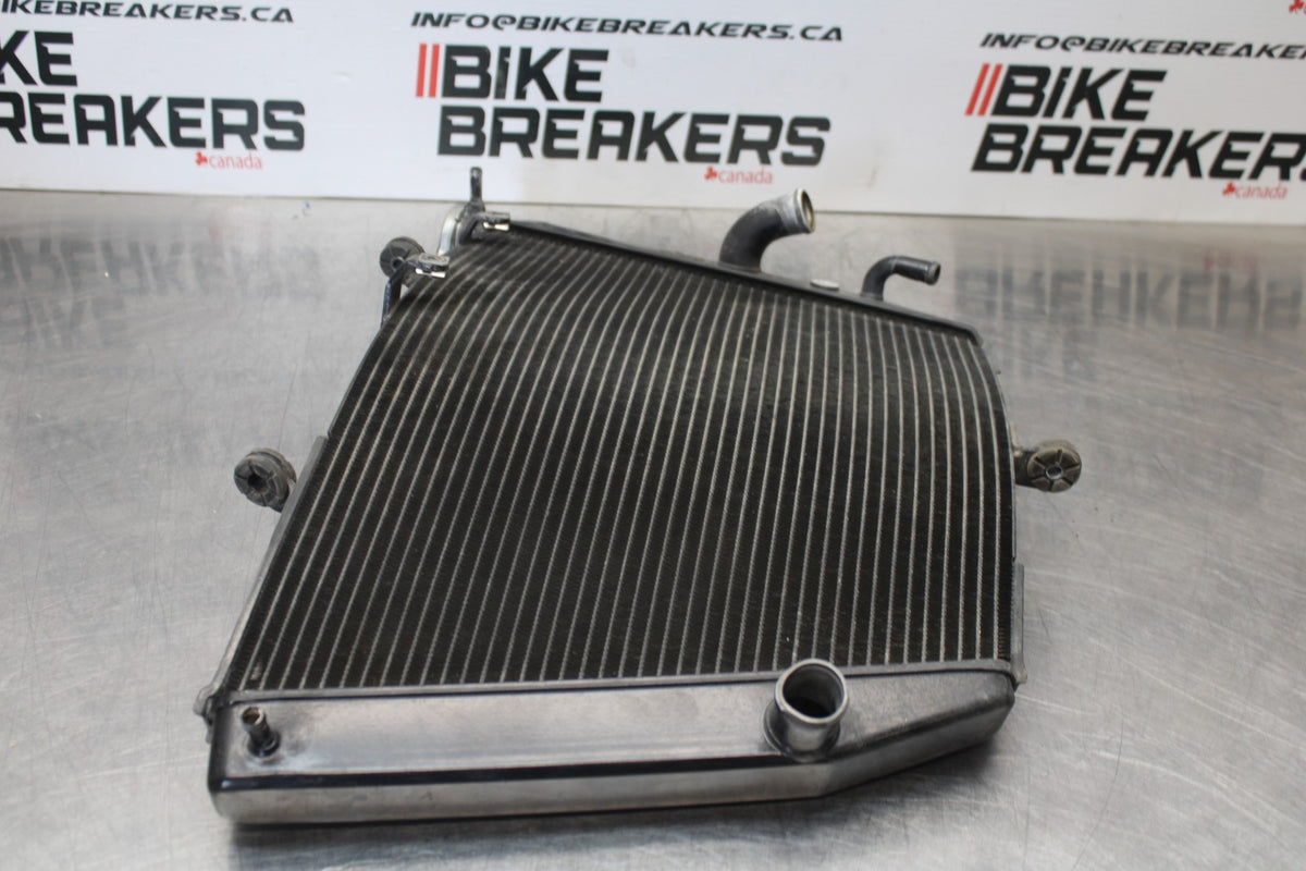 08-10 SUZUKI GSXR 600 ENGINE RADIATOR MOTOR COOLER COOLING RADIATER BB202