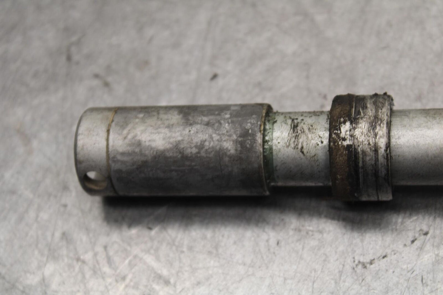 2008 Honda CBF1000 FRONT WHEEL RIM AXLE PIVOT BOLT BB641