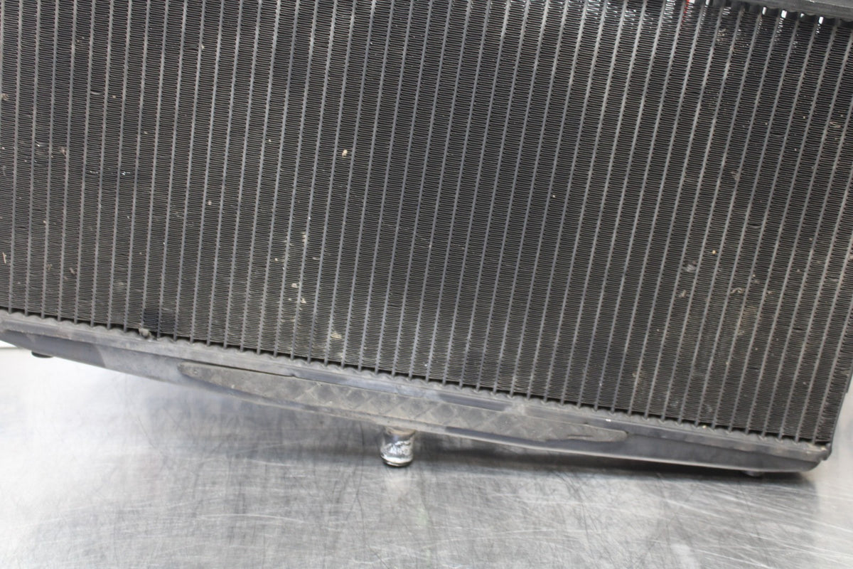 05 TRIUMPH ROCKET III ENGINE COOLER COOLING RADIATOR RADIATER BB186