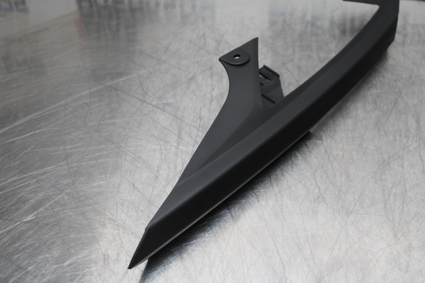 23-24 KAWASAKI NINJA ZX14R NEW!! REAR BACK DRIVE CHAIN GUARD COVER SHIELD BB153