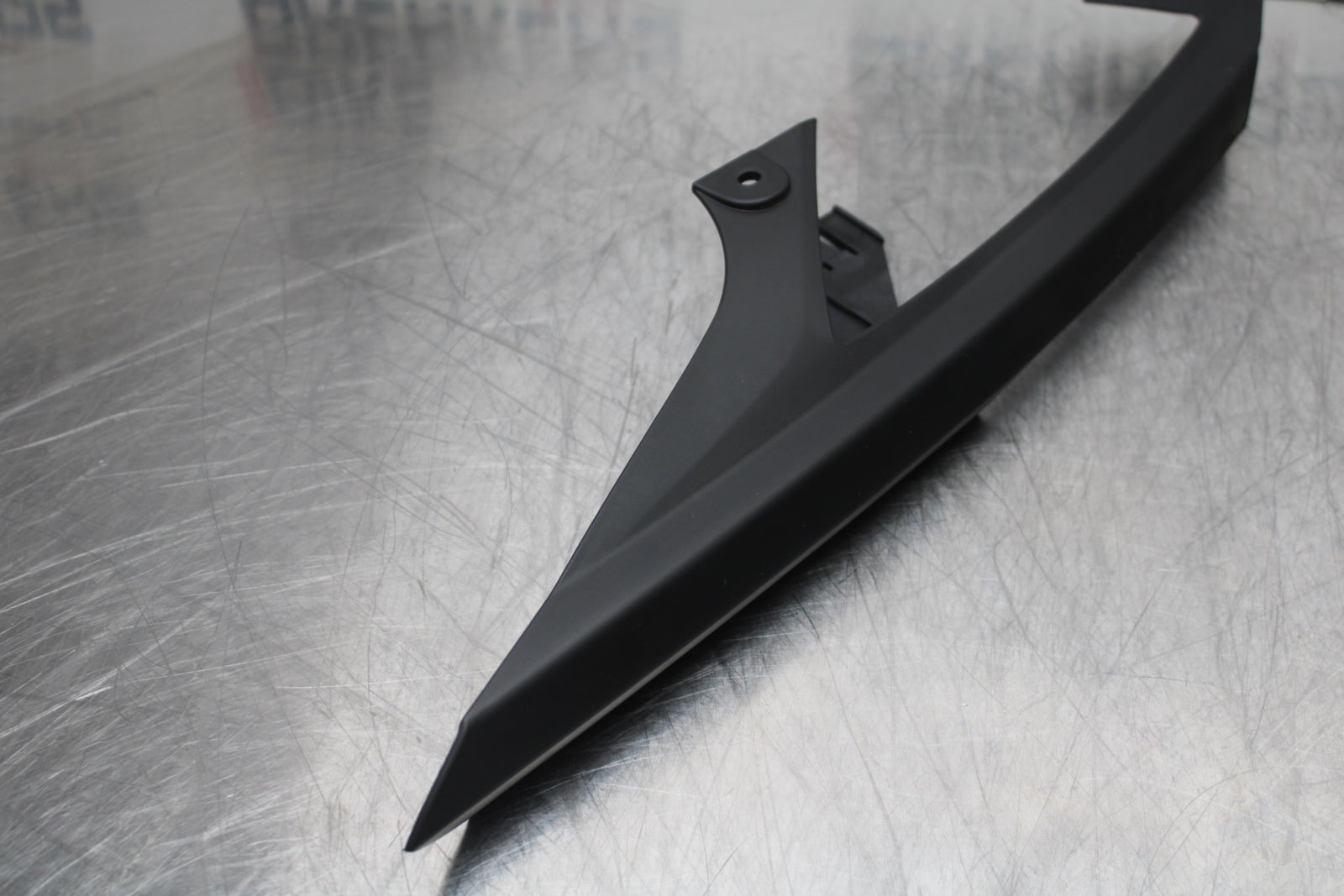 23-24 KAWASAKI NINJA ZX14R NEW!! REAR BACK DRIVE CHAIN GUARD COVER SHIELD BB153