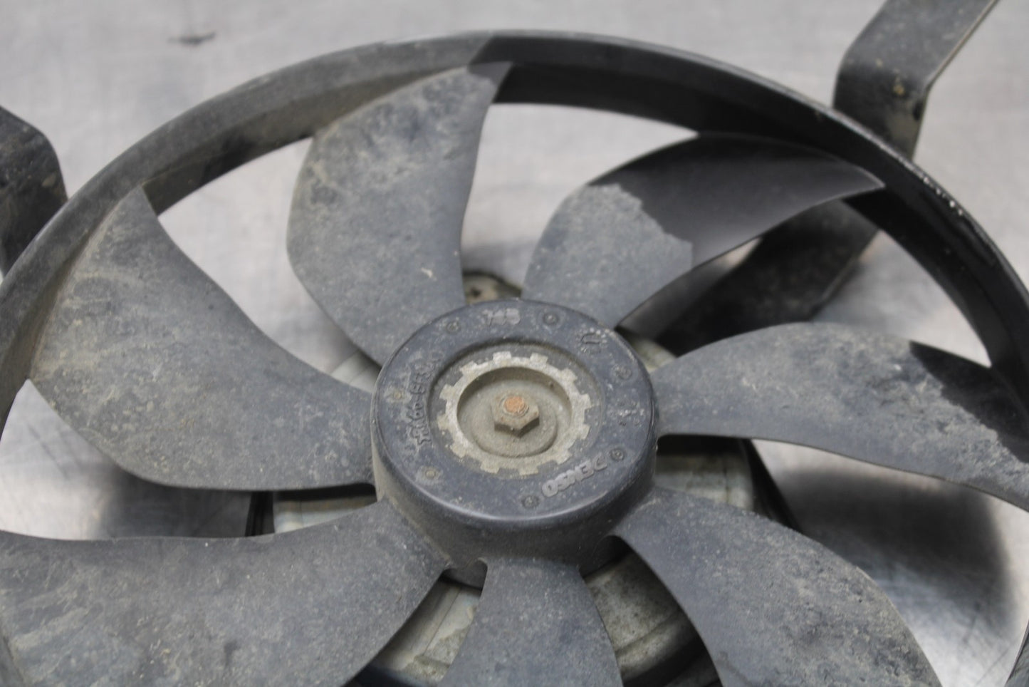 07-08 KAWASAKI NINJA ZX6R ENGINE RADIATOR COOLING FAN BB203