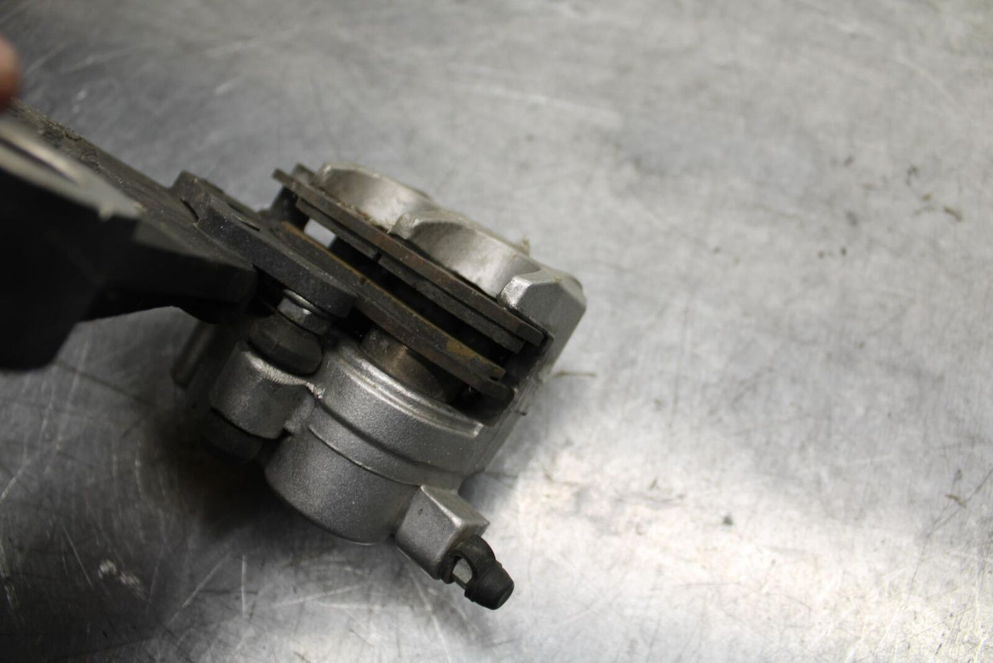 08-12 KAWASAKI NINJA 250R EX250J REAR BACK BRAKE CALIPER W MOUNT BRACKET BB612