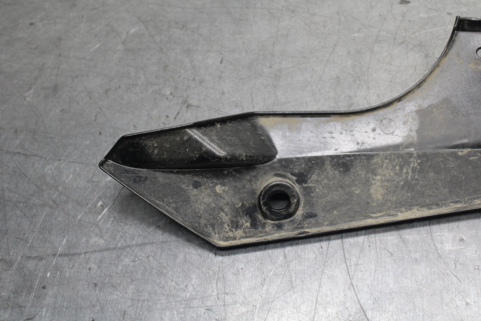 18-23 KAWASAKI NINJA 400 EX400 ABS LEFT LOWER BOTTOM BELLY SIDE FAIRING BB747