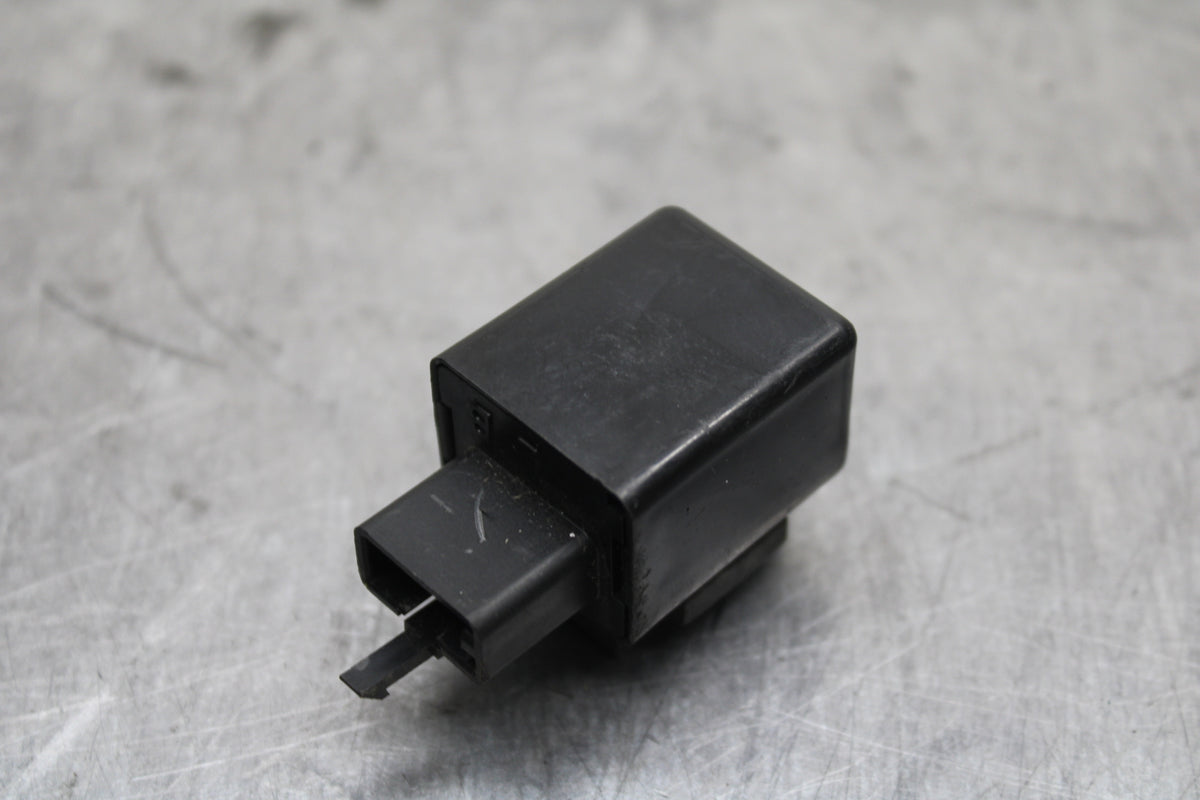 04-05 YAMAHA YZF R1 TURN SIGNAL BLINKER RELAY FLASHER SWITCH BB131