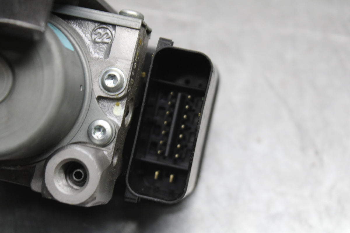 13-17 KAWASAKI NINJA 300 ABS PUMP UNIT MODULE BB128