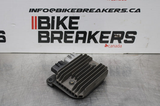 08 KAWASAKI NINJA ZX10R RECTIFIER VOLTAGE REGULATOR BB201