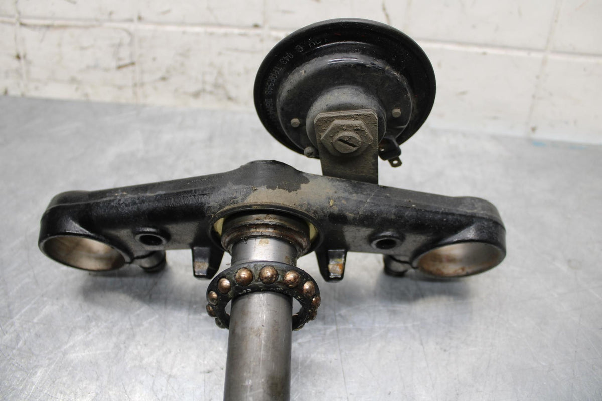 2000 Honda CBR600F4 FRONT FORKS CLAMP LOWER TRIPLE TREE STEM 53219-MBW-000 BB552