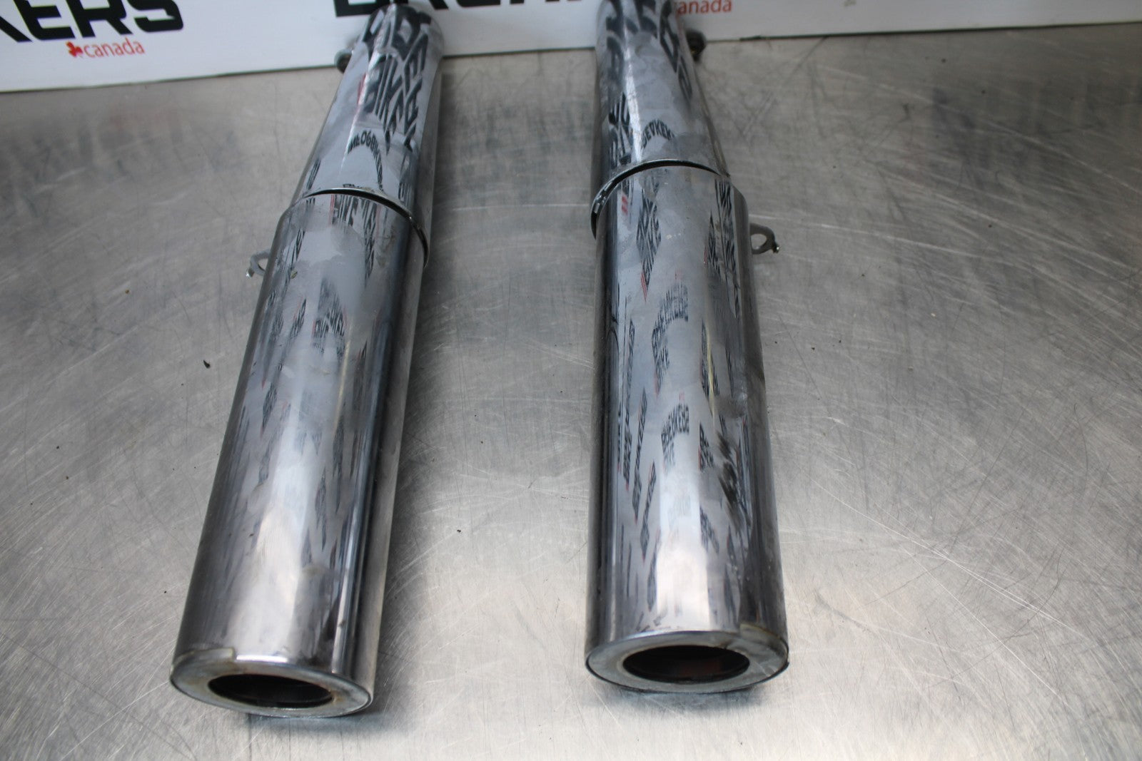 03-08 KAWASAKI VULCAN 1600 FRONT FORK COVER TOP GUARD SHIELD COWL BB196