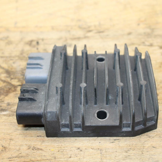 04-05 KAWASAKI NINJA ZX10R RECTIFIER VOLTAGE REGULATOR BB322