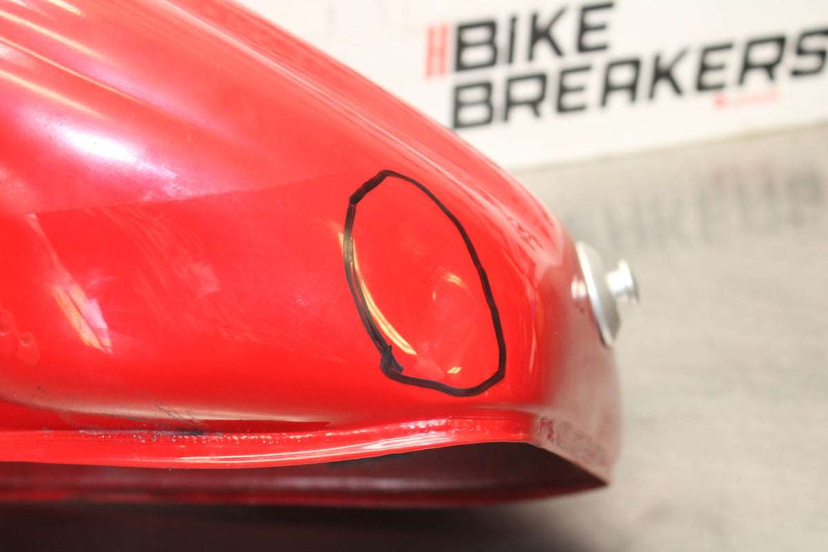 05 DUCATI SUPERSPORT 800 GAS TANK FUEL CELL PETROL RESERVOIR BB913