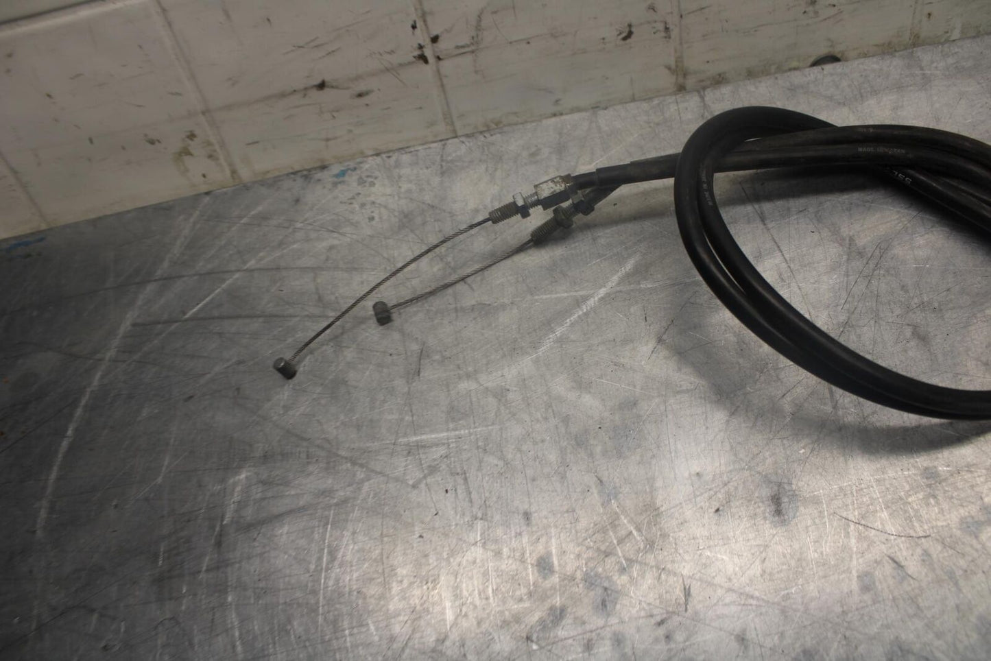 05 YAMAHA YZF R6S THROTTLE CABLES LINES BB462