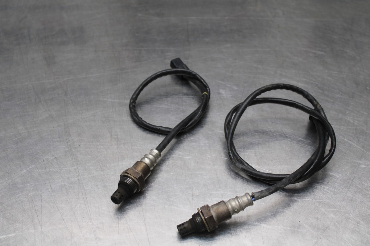 18 YAMAHA SUPER TENERE OXYGEN O2 EXHAUST GAS LAMBDA SENSOR SET BB832