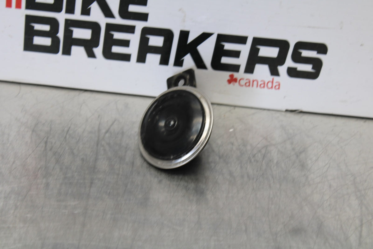 24-25 KAWASAKI NINJA ZX4R HORN SIGNAL BB174