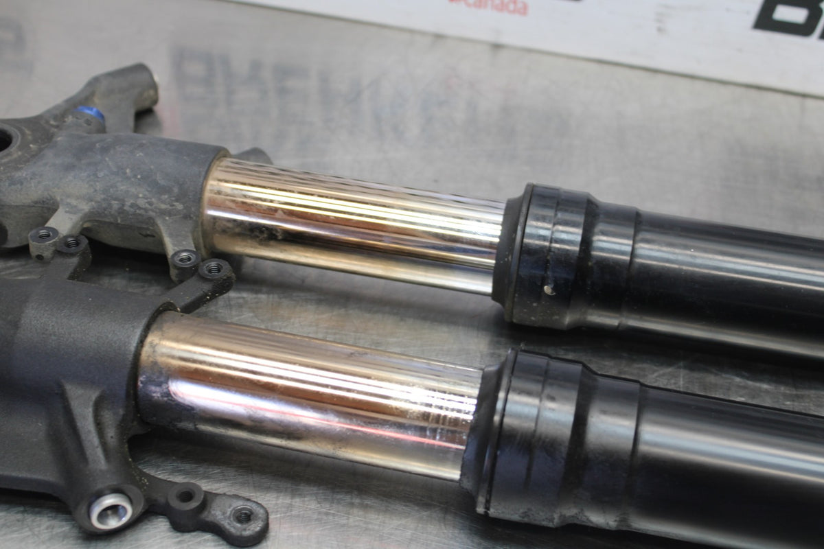 06-07 SUZUKI GSXR 600 FRONT FORKS SHOCK SUSPENSION SET PAIR BB863