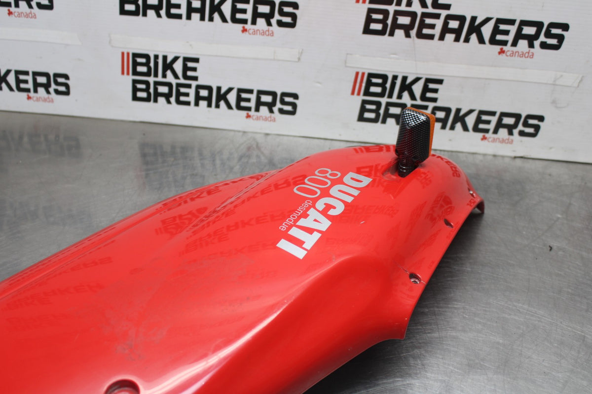 05 DUCATI SUPERSPORT 800 LEFT FRONT UPPER MID SIDE FAIRING COWL PLASTIC BB913