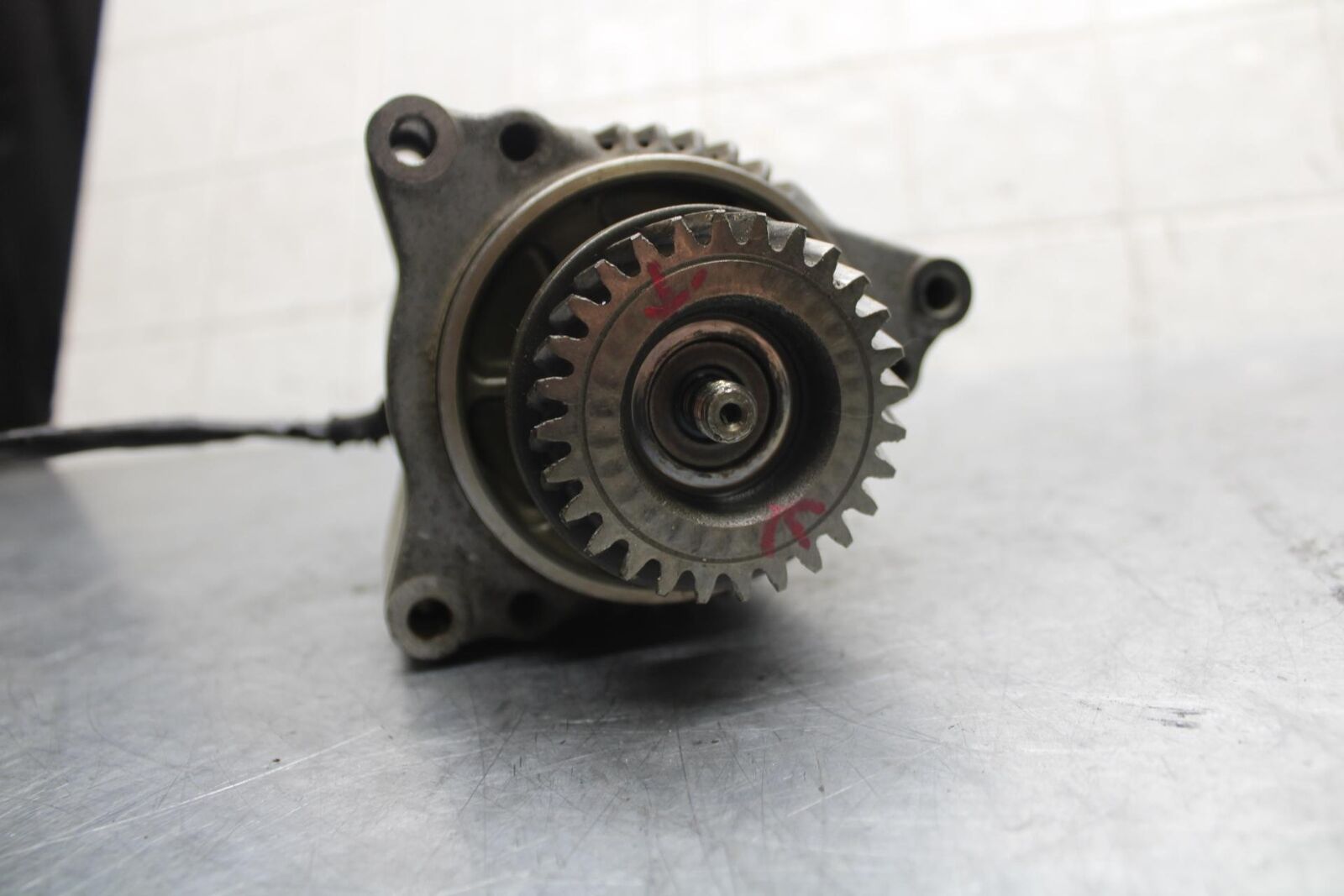 1986 Suzuki GSXR1100 ENGINE MOTOR GENERATOR ALTERNATOR BB43