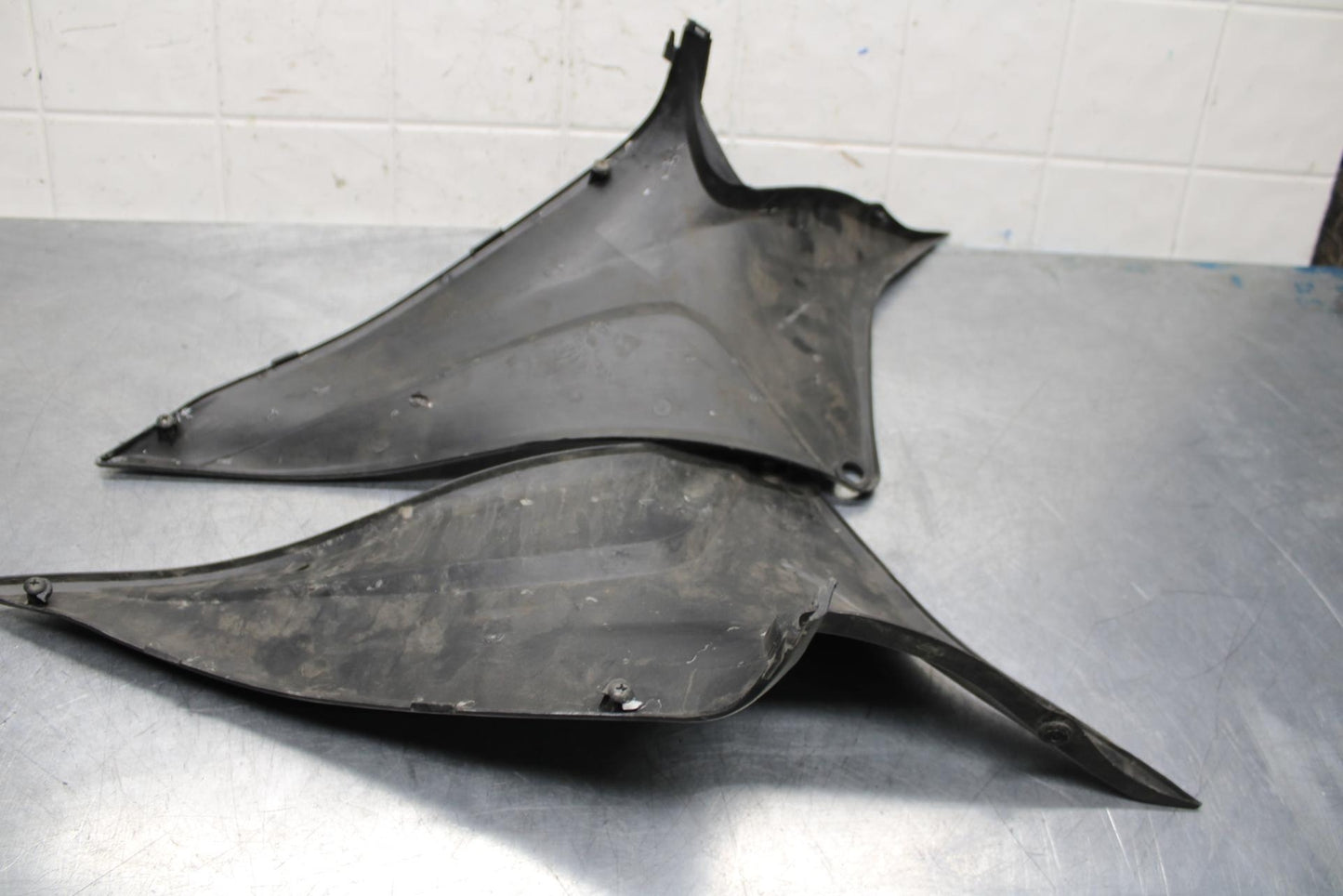 2007 Honda CBR600RR RIGHT LEFT FRONT SIDE SEAT PANELS TRIMS COWLS BB596