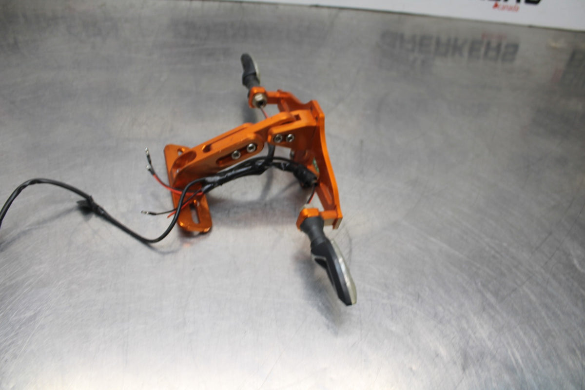 13-16 KTM 390 DUKE FENDER ELIMINATOR LICENSE PLATE BRACKET BB00