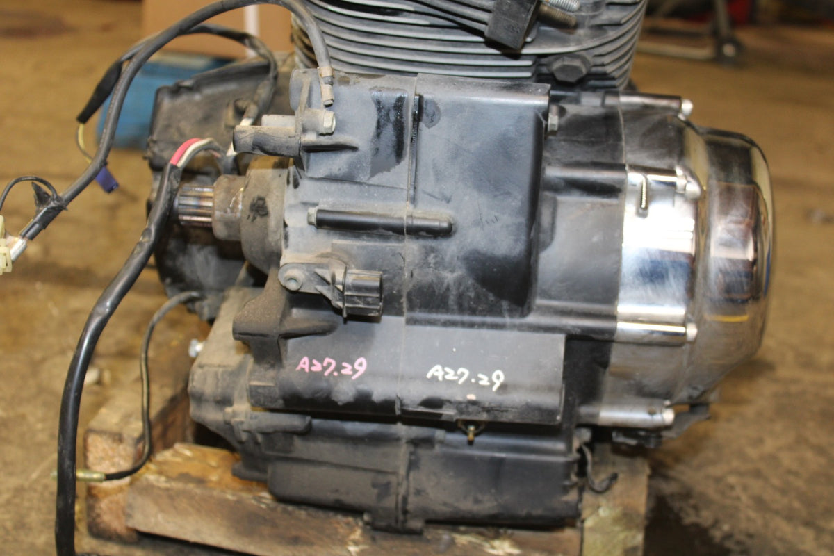06 KAWASAKI VULCAN 900 ENGINE MOTOR BB799