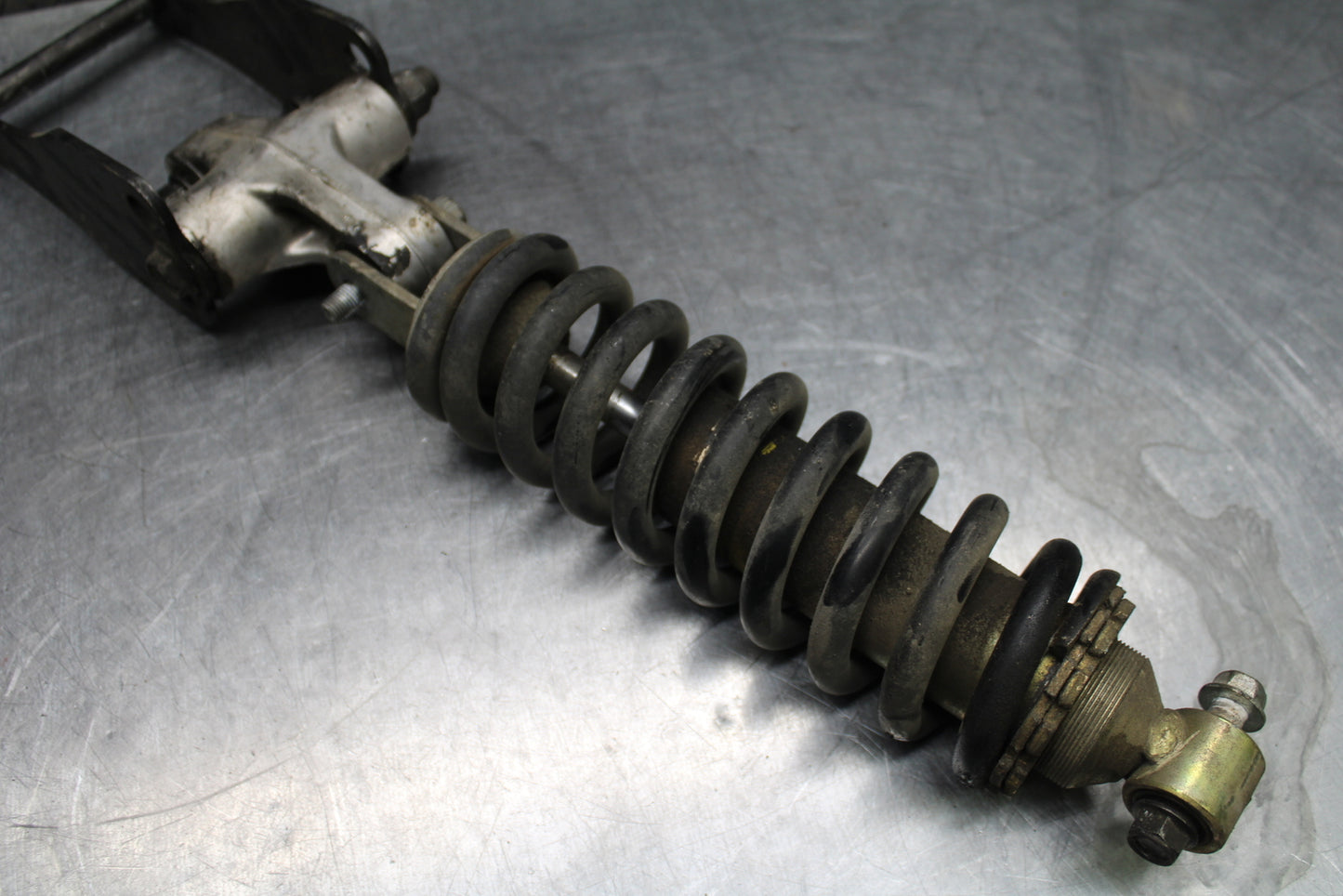 00 SUZUKI INTRUDER 1500 VL1500 REAR BACK SHOCK ABSORBER BB761
