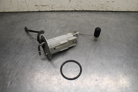 12-13 KAWASAKI Z1000 FUEL PUMP GAS PETROL SENDER UNIT BB743