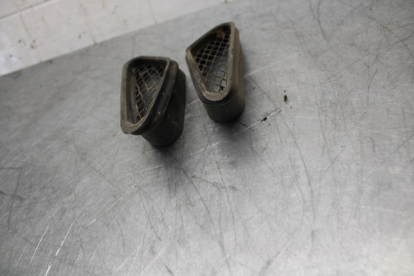 07-08 KAWASAKI CONCOURS 1400 ABS AIR INTAKE GRILL BB449