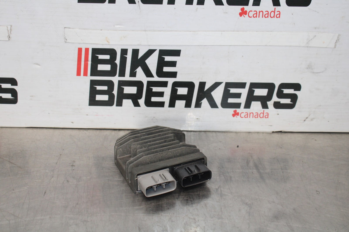 20-23 BMW F900R RECTIFIER VOLTAGE REGULATOR BB923