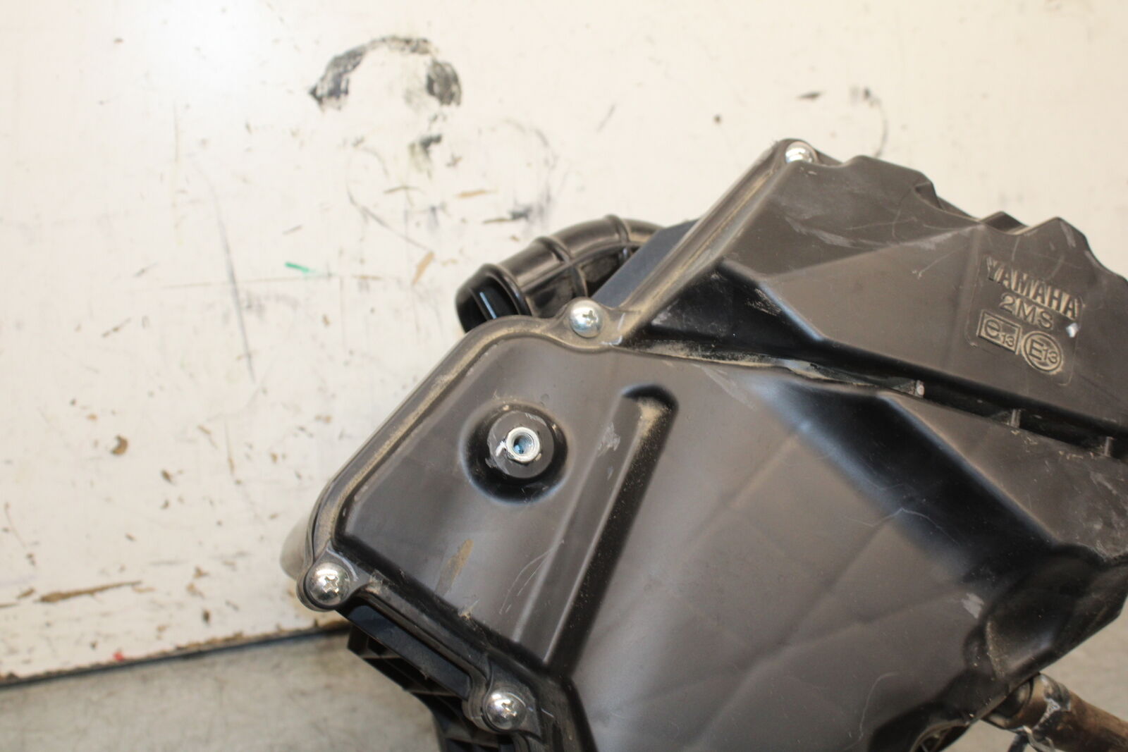 19-24 YAMAHA R3 AIRBOX AIR INTAKE FILTER BOX BB736