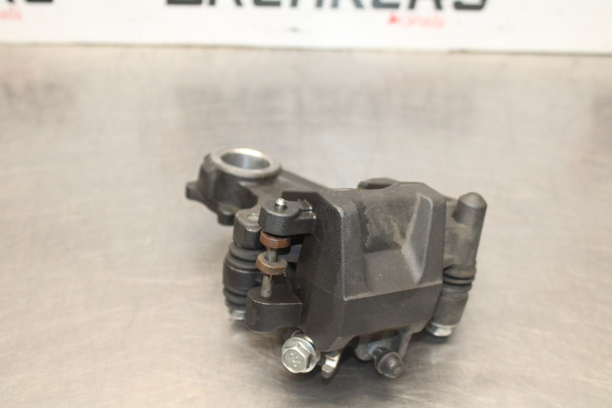 07-08 SUZUKI GSXR1000 REAR BACK BRAKE CALIPER W MOUNT BRACKET BB944