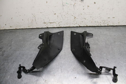 19-22 KAWASAKI Z400 RIGHT LEFT INNER FAIRINGS COWLS PANELS TRIMS BB738