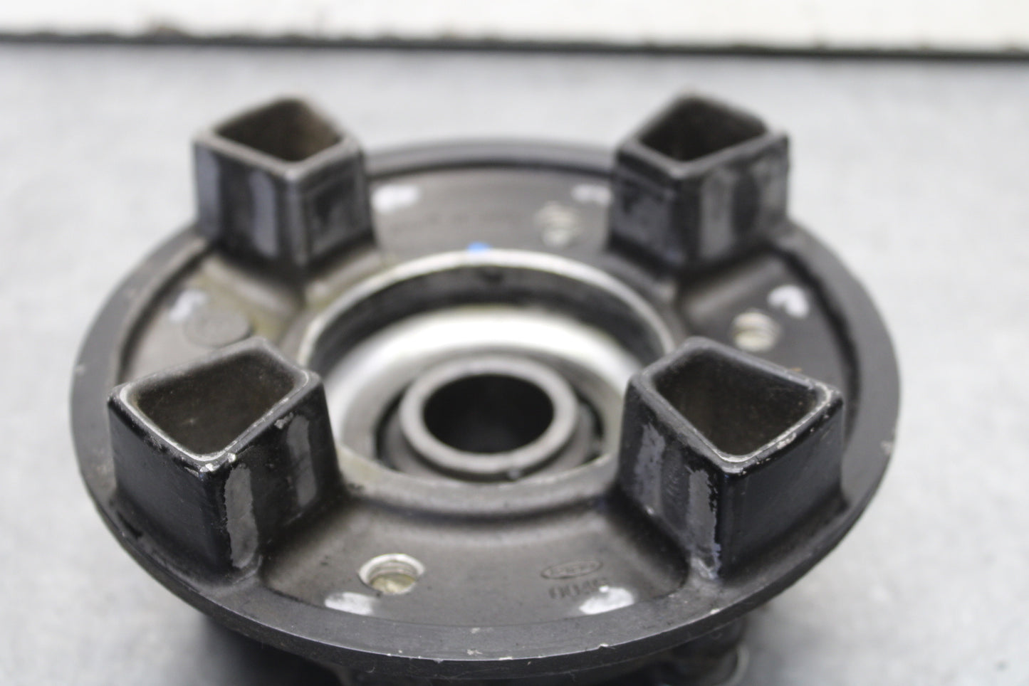 16 KAWASAKI NINJA ZX10R REAR HUB WITH SHOCK DAMPERS CUSH ABSORBERS BB650