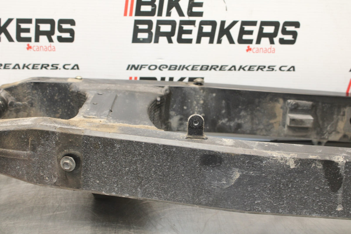 08 SUZUKI SV650 REAR SWINGARM BACK SUSPENSION SWING ARM BB846