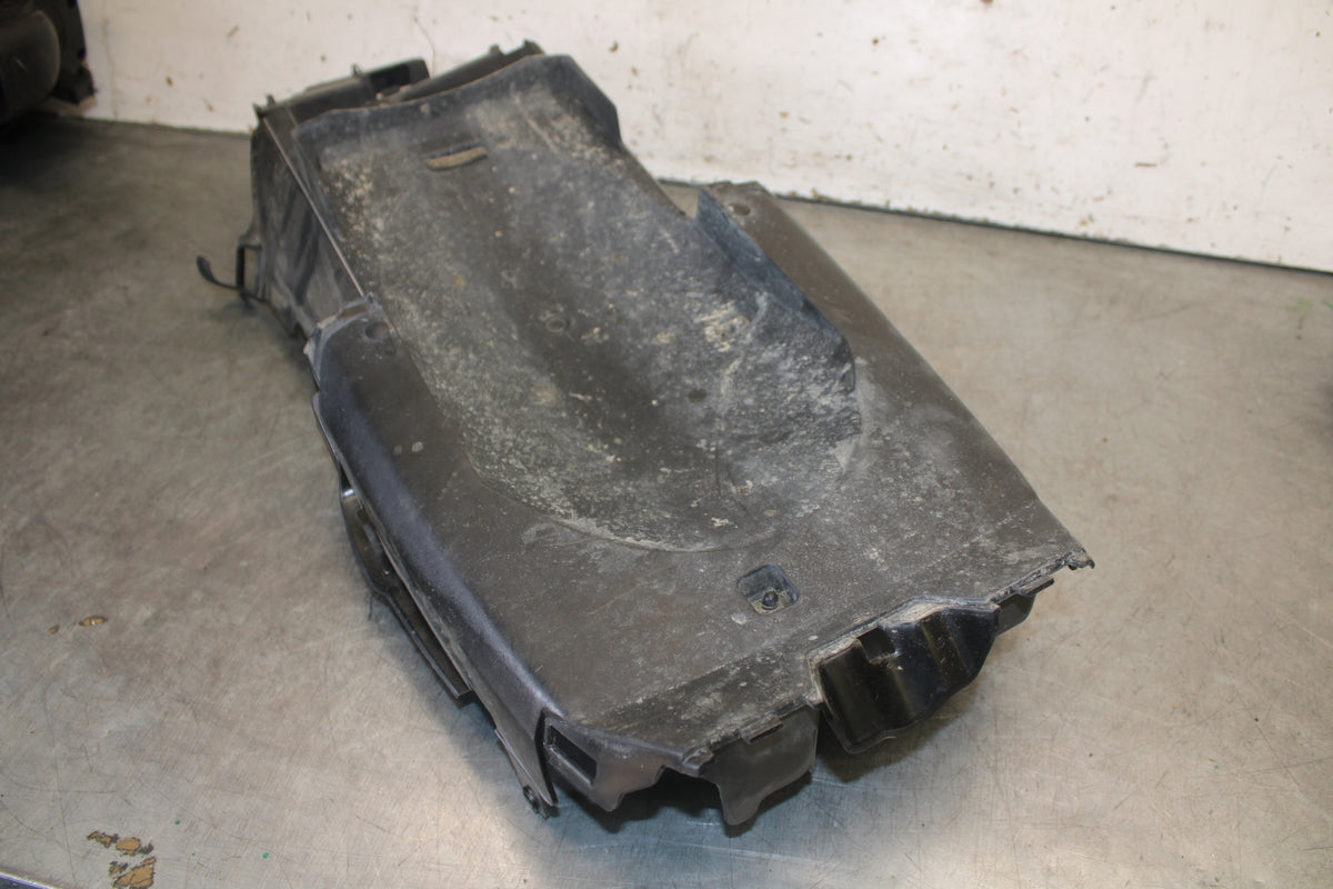 13-15 HONDA CBR500R REAR TAIL UNDERTAIL BATTERY TRAY PLASTIC 80105-MGZ-J00 BB704