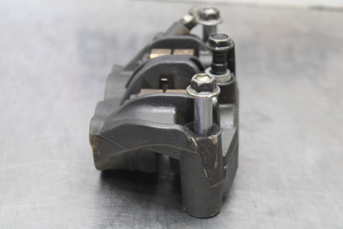 23-26 KAWASAKI NINJA ZX4RR RIGHT LEFT FRONT BRAKE CALIPER PAIR SET BB898
