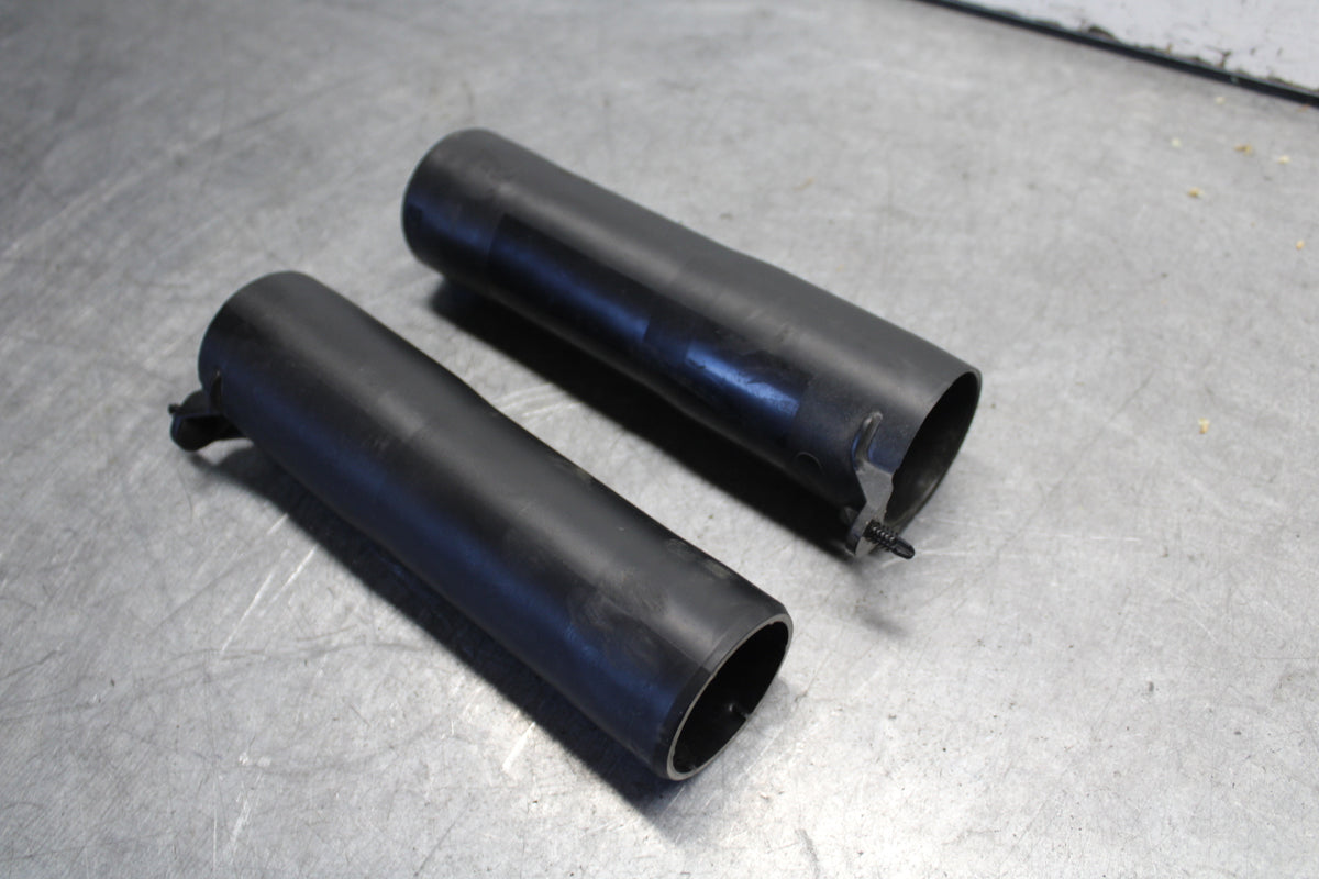 18-24 YAMAHA MT-07 FRONT FORK GUARDS SET PAIR BB662