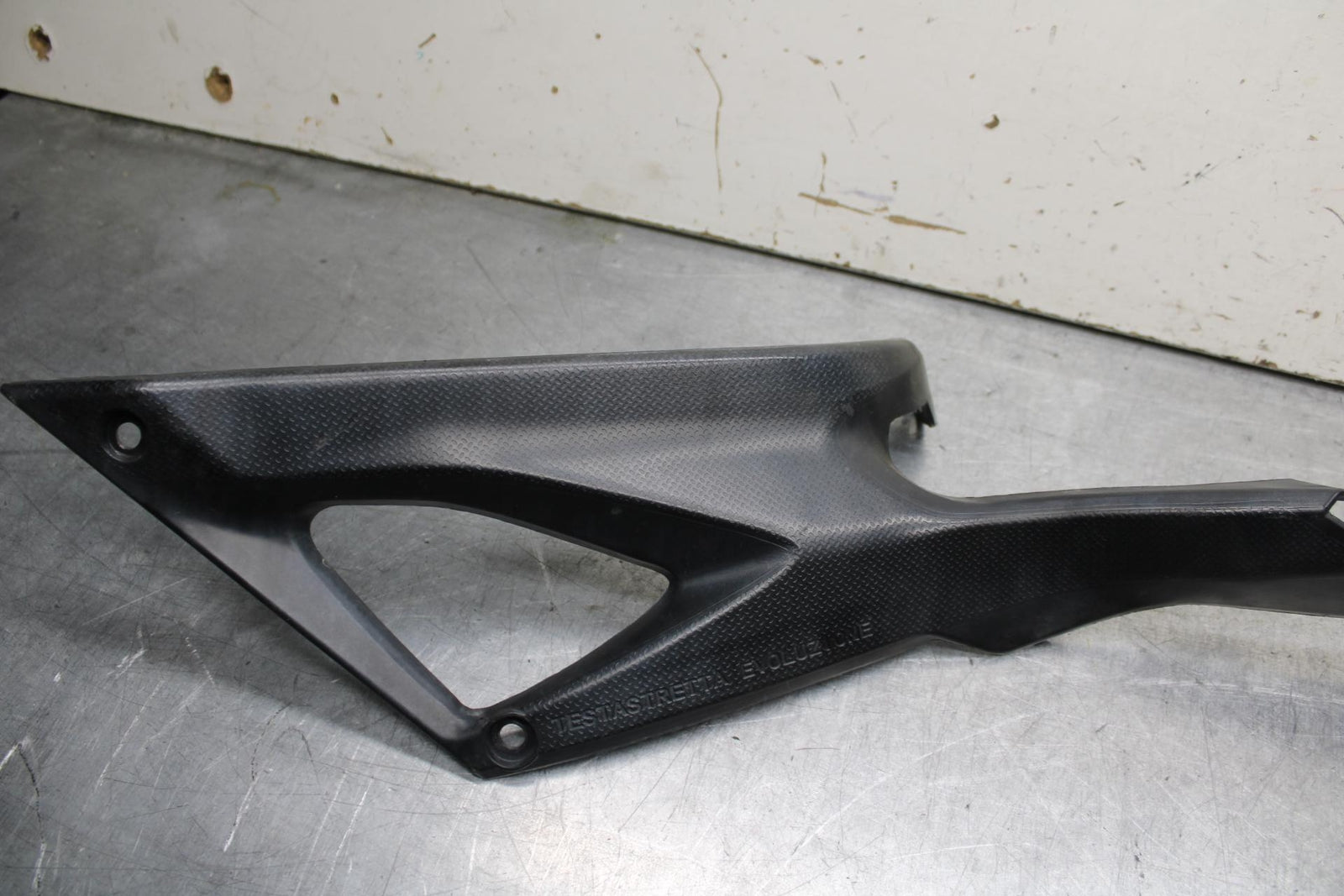 08-10 DUCATI 848 PAIR SET FRONT SIDE SEAT SADDLE PANEL TRIM COWL FAIRING BB623