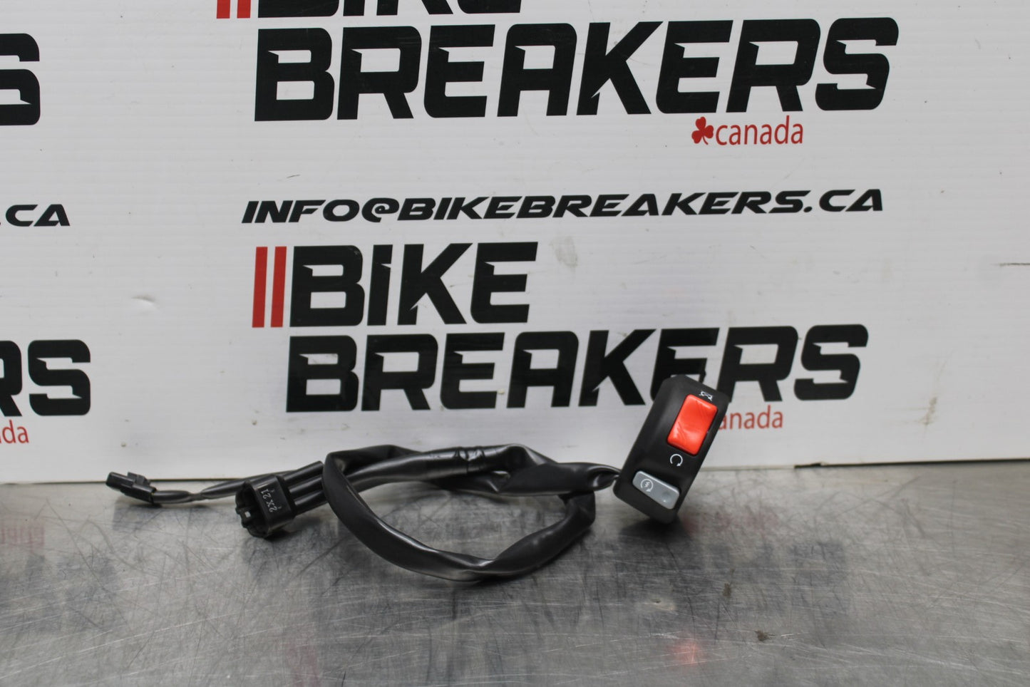 23-24 KAWASAKI NINJA ZX14R NEW!! RIGHT CLIP KILL OFF START SWITCH BB764