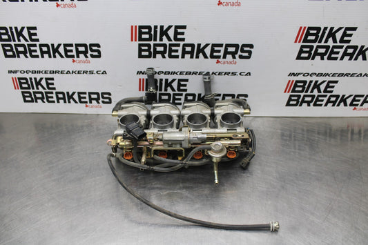 05 YAMAHA YZF R6 MAIN FUEL INJECTORS / THROTTLE BODIES BB858
