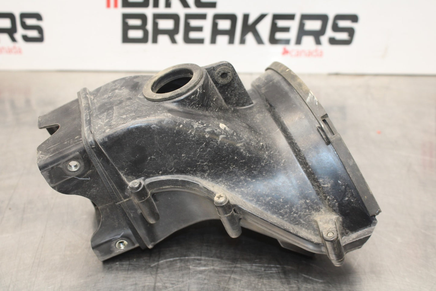 08 KAWASAKI NINJA ZX10R RAM AIR INTAKE TUBE DUCT BB201