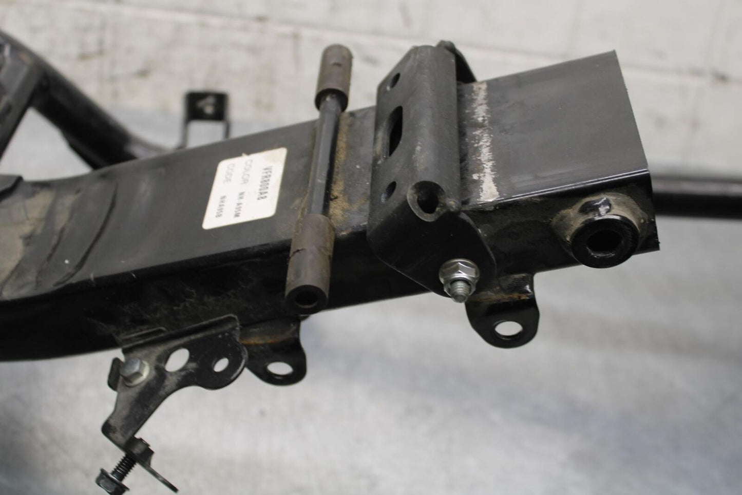 2008 Honda Interceptor 800 VFR800A ABS REAR SUBFRAME BACK SUB FRAME BB566