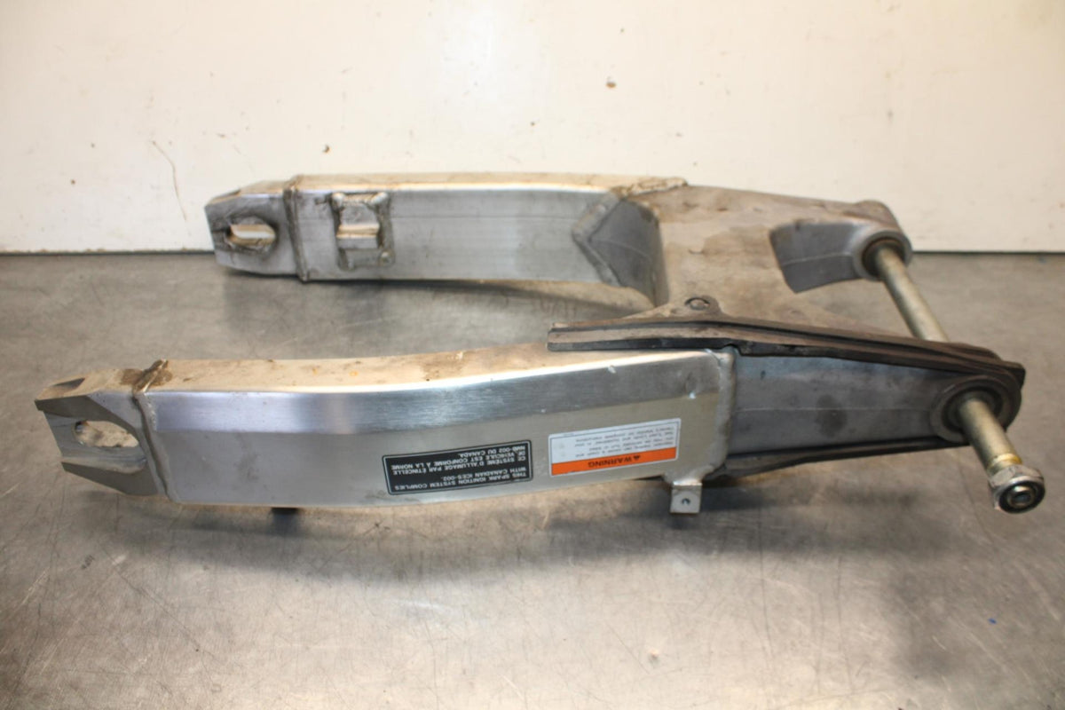 01-06 HONDA CBR600F4I REAR SWINGARM BACK SUSPENSION 52200-MBW-E10 BB626