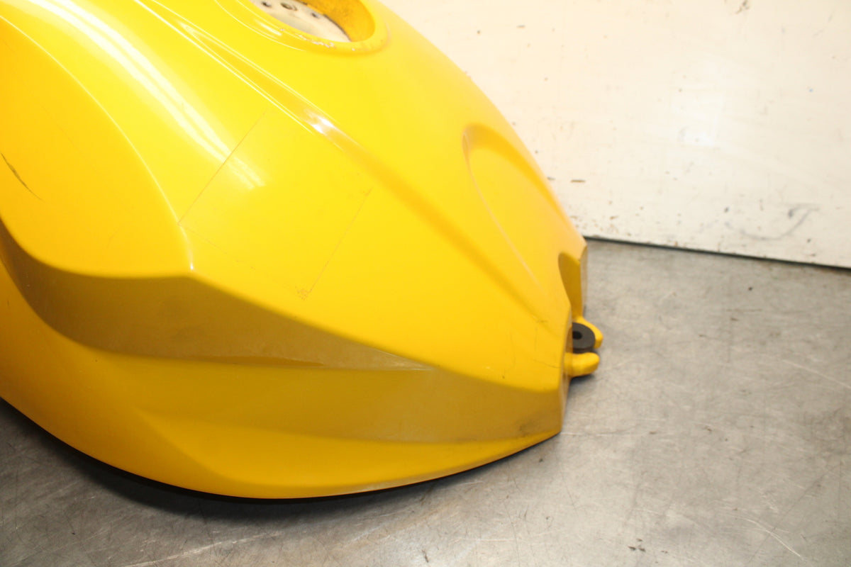 03-04 TRIUMPH DAYTONA 600 GAS TANK FUEL CELL PETROL RESERVOIR BB745
