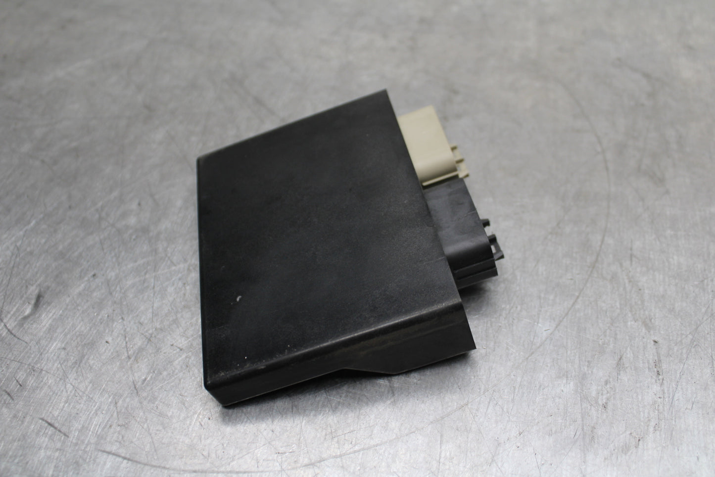 08-10 SUZUKI GSXR 600 ECU COMPUTER CONTROLLER UNIT BLACK BOX ECM CDI  BB753