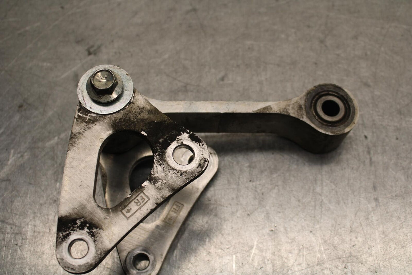11-23 SUZUKI GSXR 750 REAR DOGBONE SHOCK LINKAGE LINK BB630