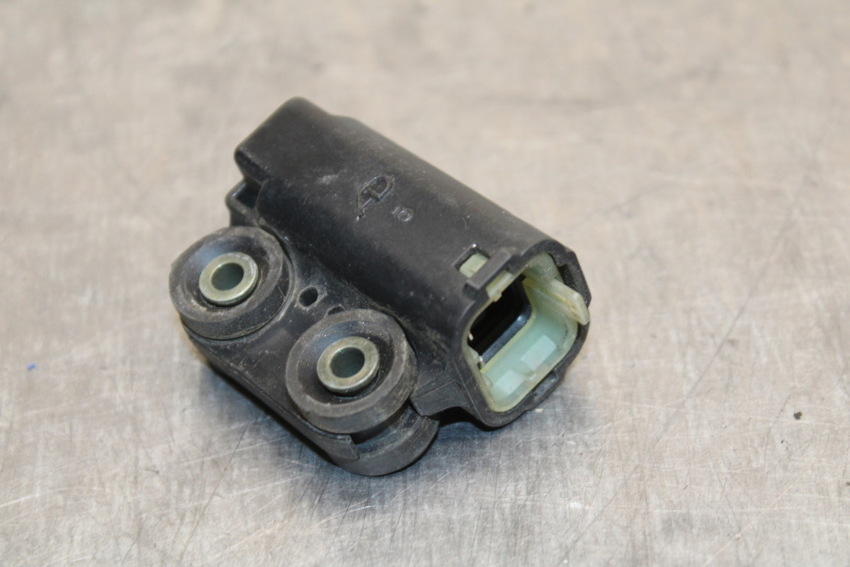 04-05 YAMAHA YZF R1 TIP OVER BANK ANGLE CRASH SENSOR SWITCH BB131