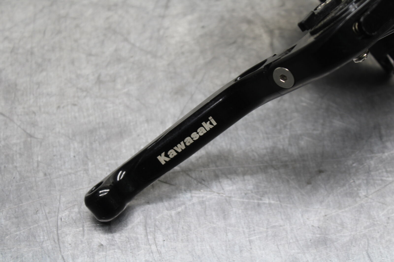 12-13 KAWASAKI Z1000 FRONT BRAKE MASTER CYLINDER w/ LEVER BB743